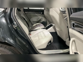 Used Porsche Panamera 2016 for sale - 77376437: Photo