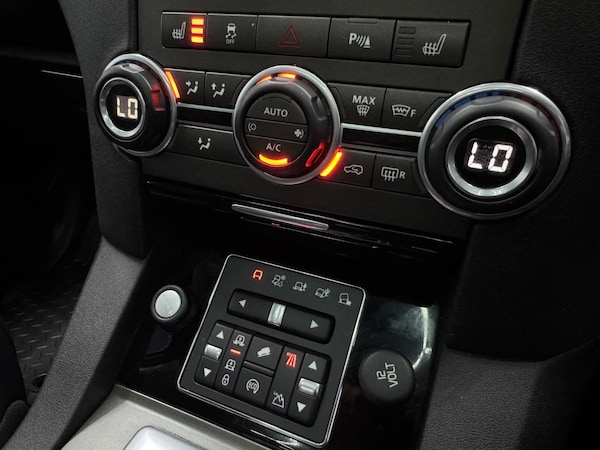 Used Land Rover Discovery 4 2014 for sale - 75174703: Photo 16
