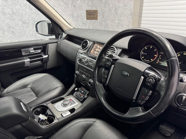 Used Land Rover Discovery 4 2014 for sale - 75174703: Photo 2