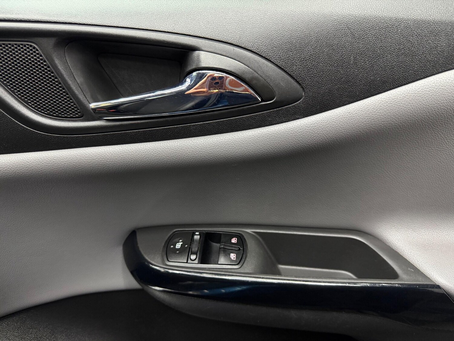 Used Vauxhall Corsa 2016 for sale - 78058671: Photo 20