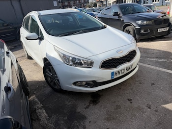 Used Kia Ceed 2013 for sale - 77671275: Photo