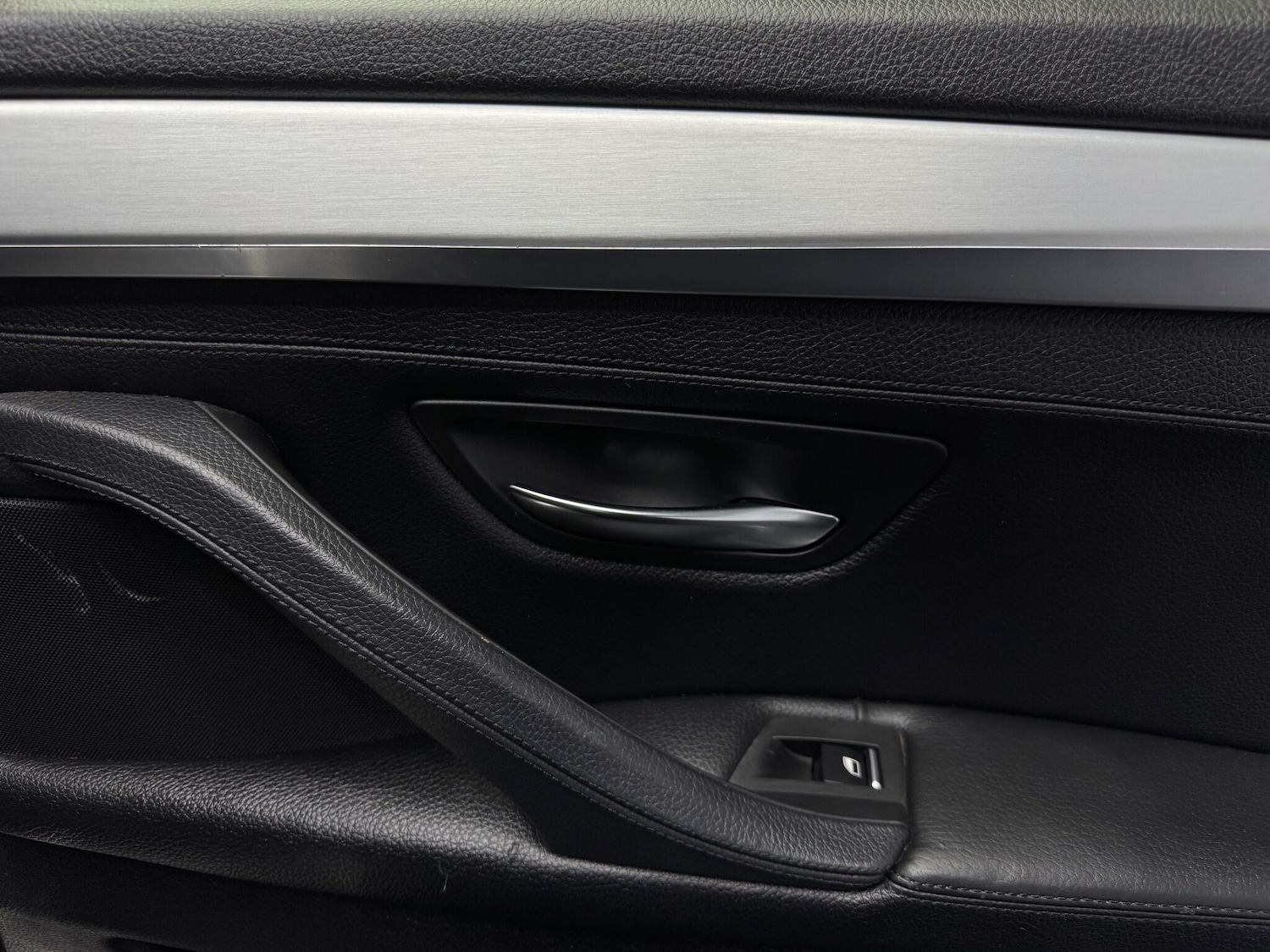 Used BMW 5 Series 2014 for sale - 76360685: Photo 25