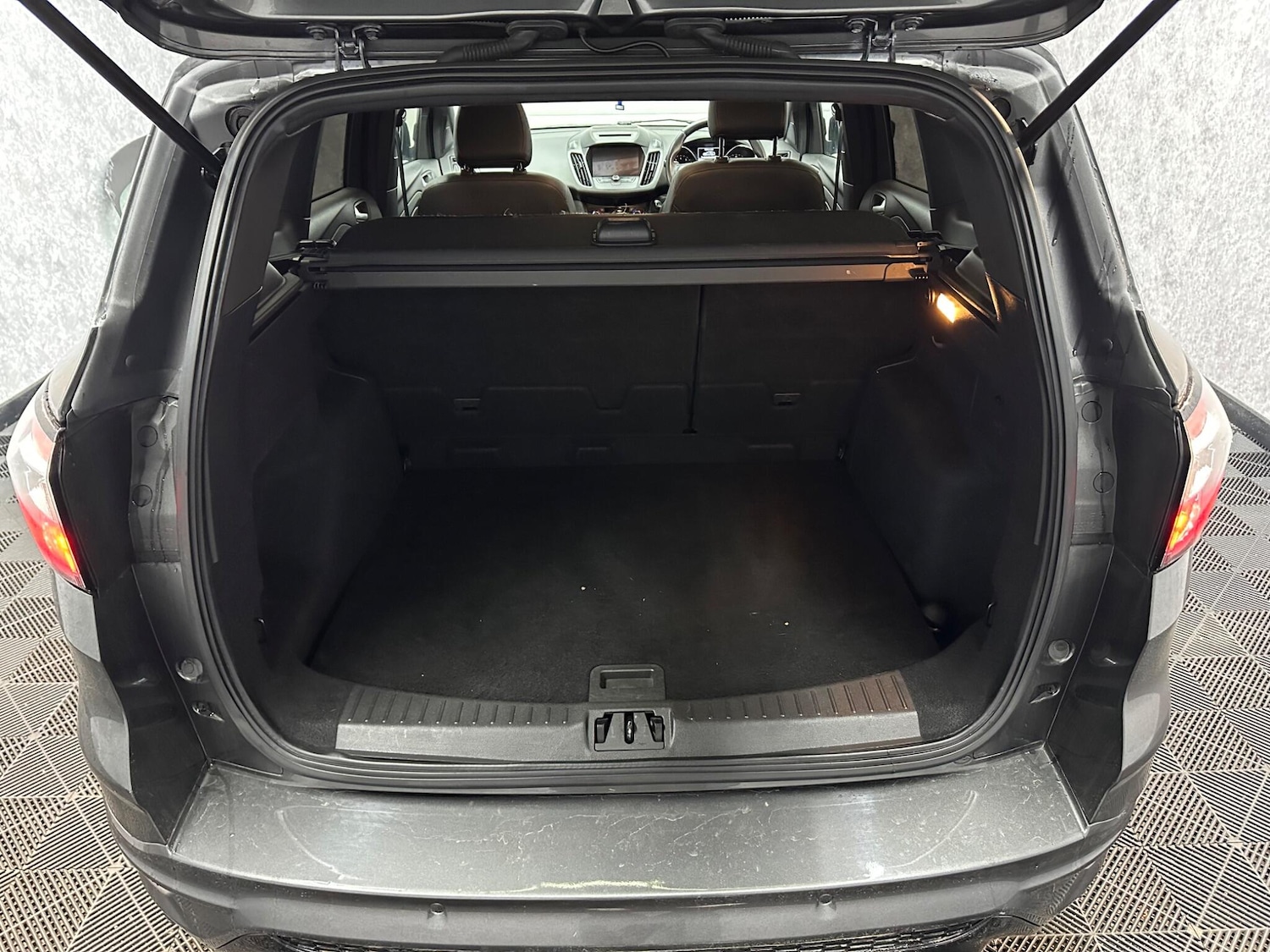 Used Ford Kuga 2018 for sale - 78006470: Photo 19