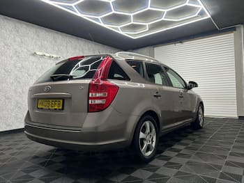 Used Kia Ceed 2009 for sale - 79664382: Photo