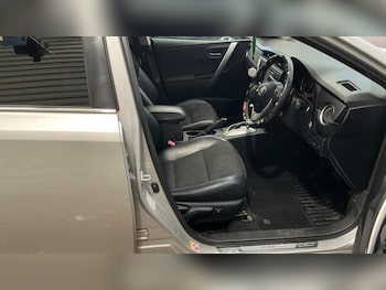 Used Toyota Auris 2014 for sale - 78232060: Photo