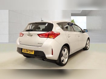 Used Toyota Auris 2014 for sale - 78232060: Photo