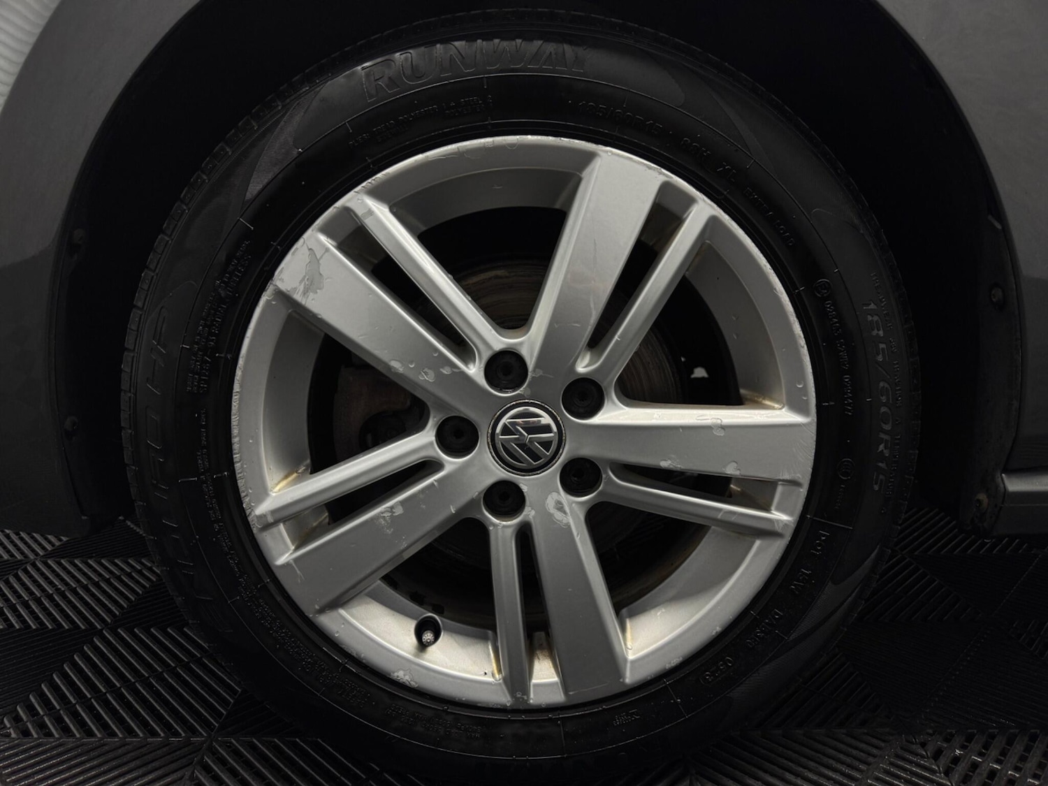 Used Volkswagen Polo 2017 for sale - 76109432: Photo 16