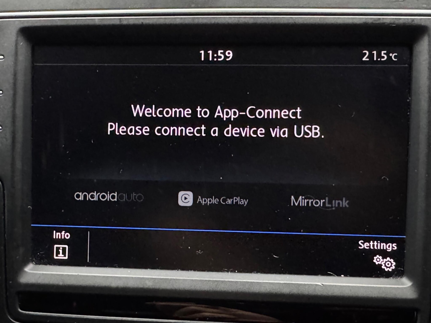 Used Volkswagen Polo 2017 for sale - 76109432: Photo 22