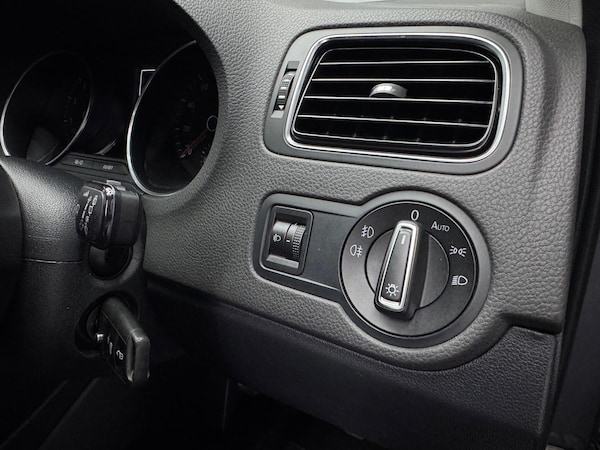 Used Volkswagen Polo 2017 for sale - 76109432: Photo 22