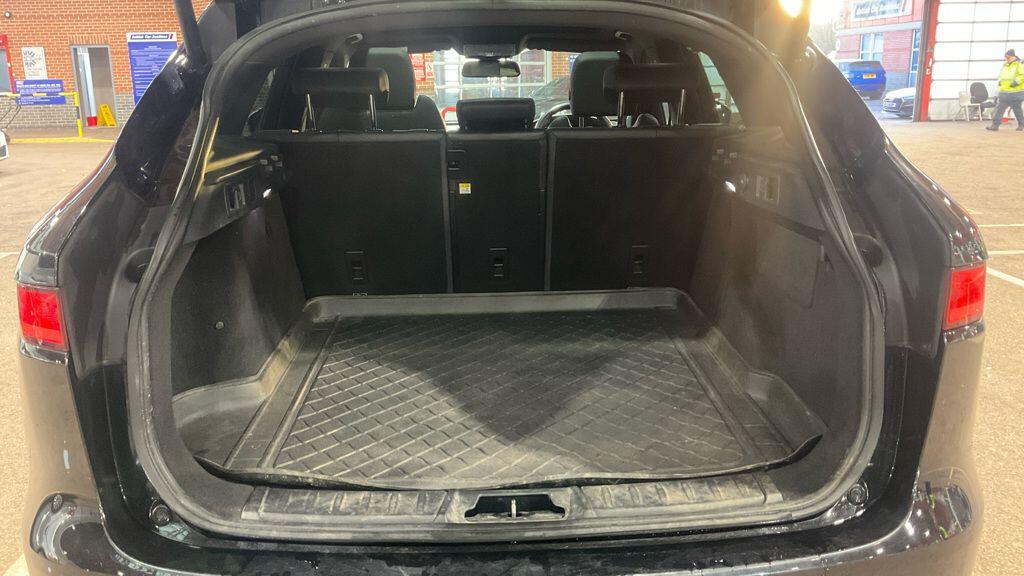 Used Jaguar F-Pace 2017 for sale - 77395780: Photo 11