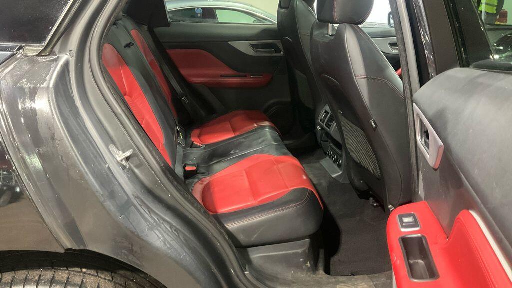 Used Jaguar F-Pace 2017 for sale - 77395780: Photo 3