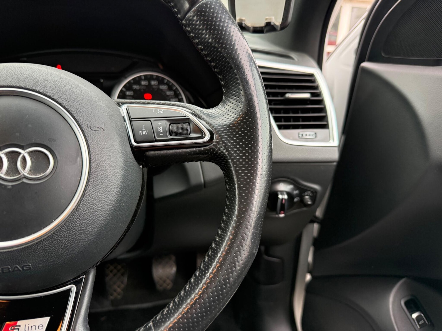 Used Audi Q5 2014 for sale - 78205399: Photo 9