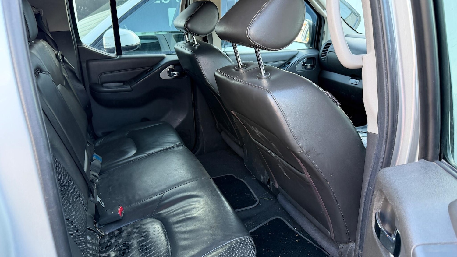 Used Nissan Navara 2012 for sale - 76441238: Photo 3