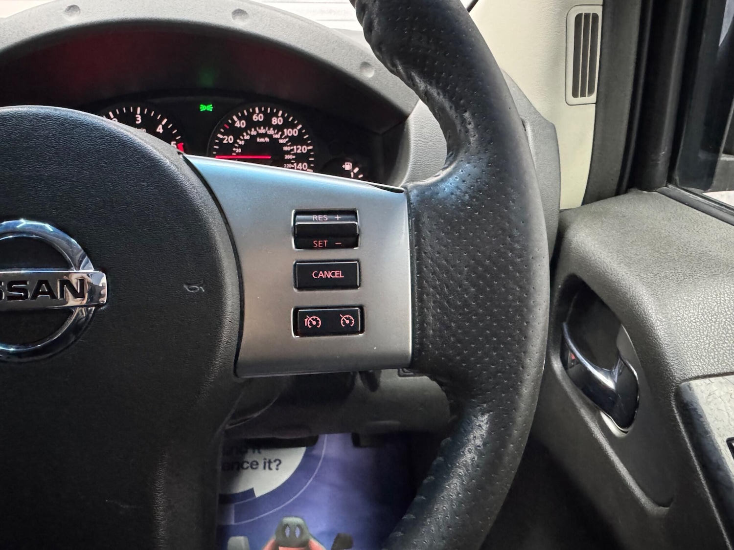 Used Nissan Navara 2012 for sale - 76441238: Photo 7