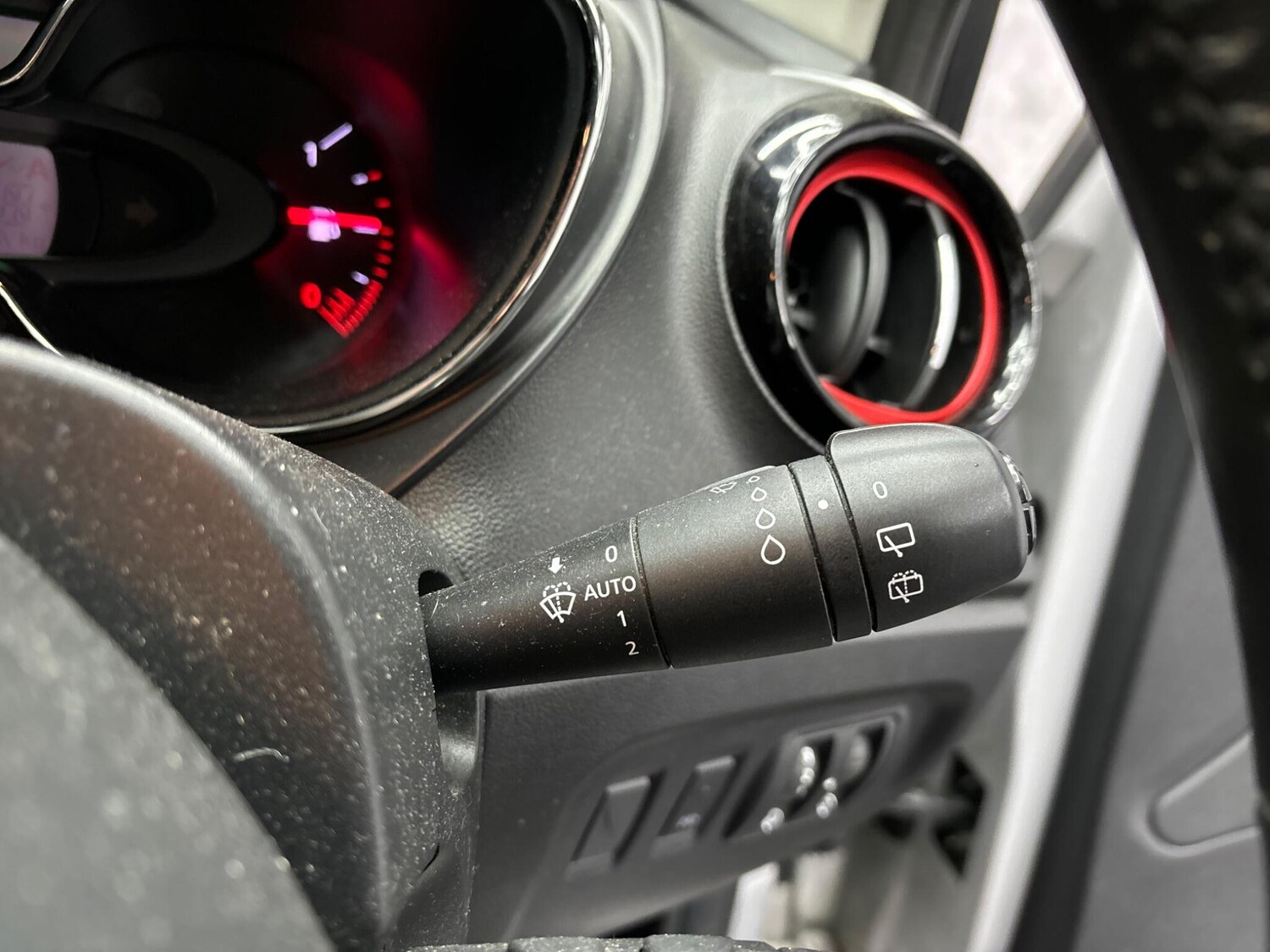 Used Renault Captur for sale - 78057752: Photo 15