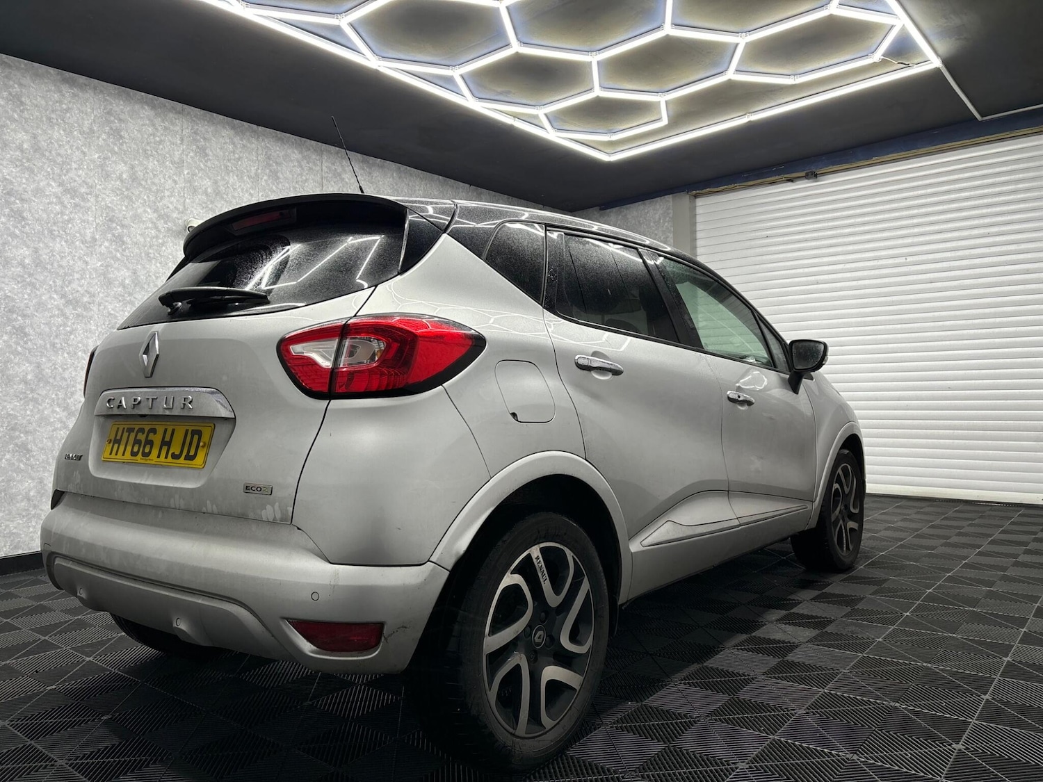 Used Renault Captur for sale - 78057752: Photo 6