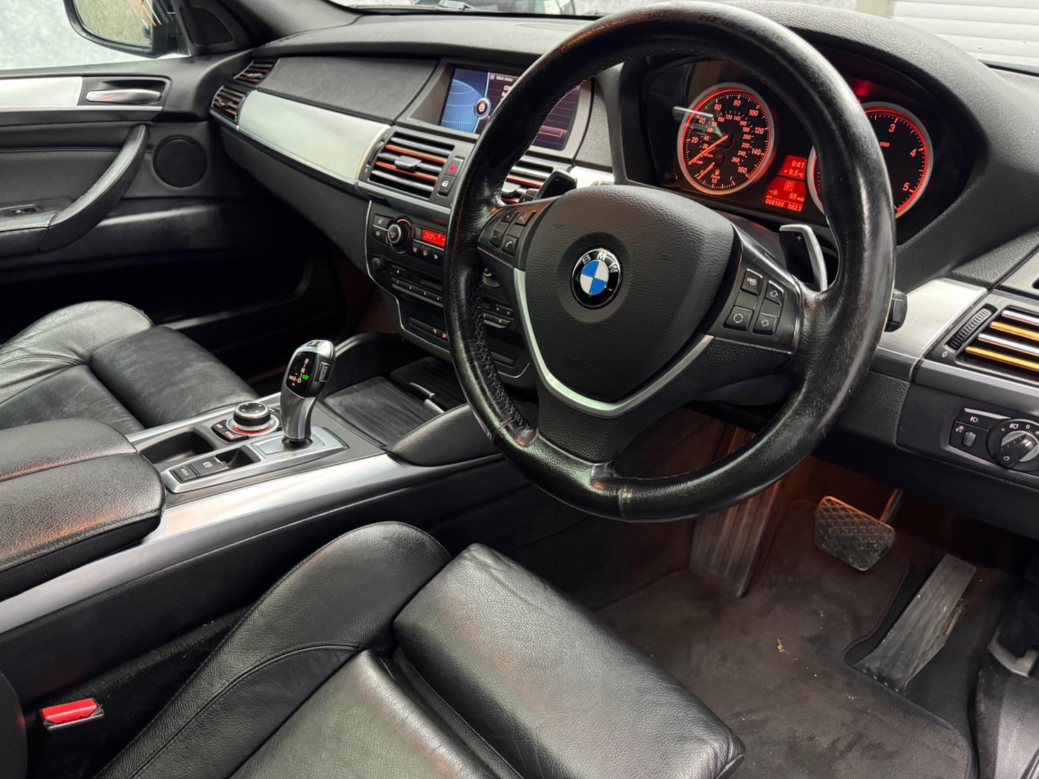 Used BMW X6 2011 for sale - 77574218: Photo 2