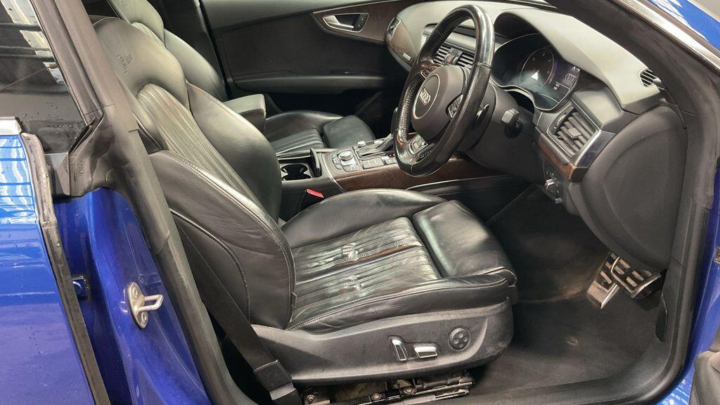 Used Audi A7 2015 for sale - 76549783: Photo 2