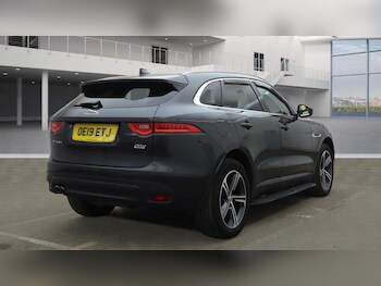 Used Jaguar F-Pace 2019 for sale - 78058077: Photo