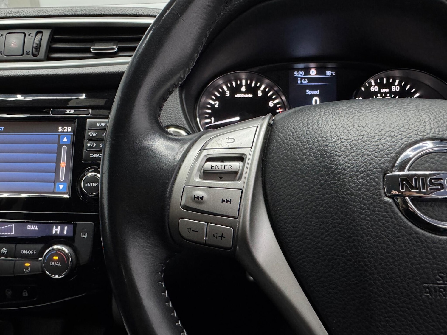 Used Nissan Qashqai for sale - 77769791: Photo 10