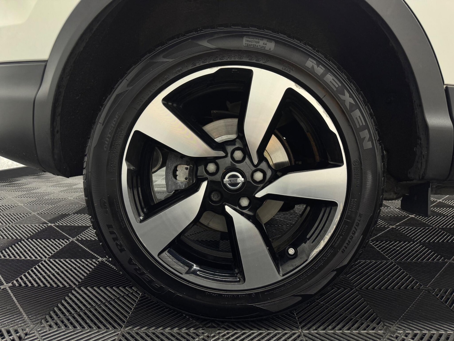 Used Nissan Qashqai for sale - 77769791: Photo 29