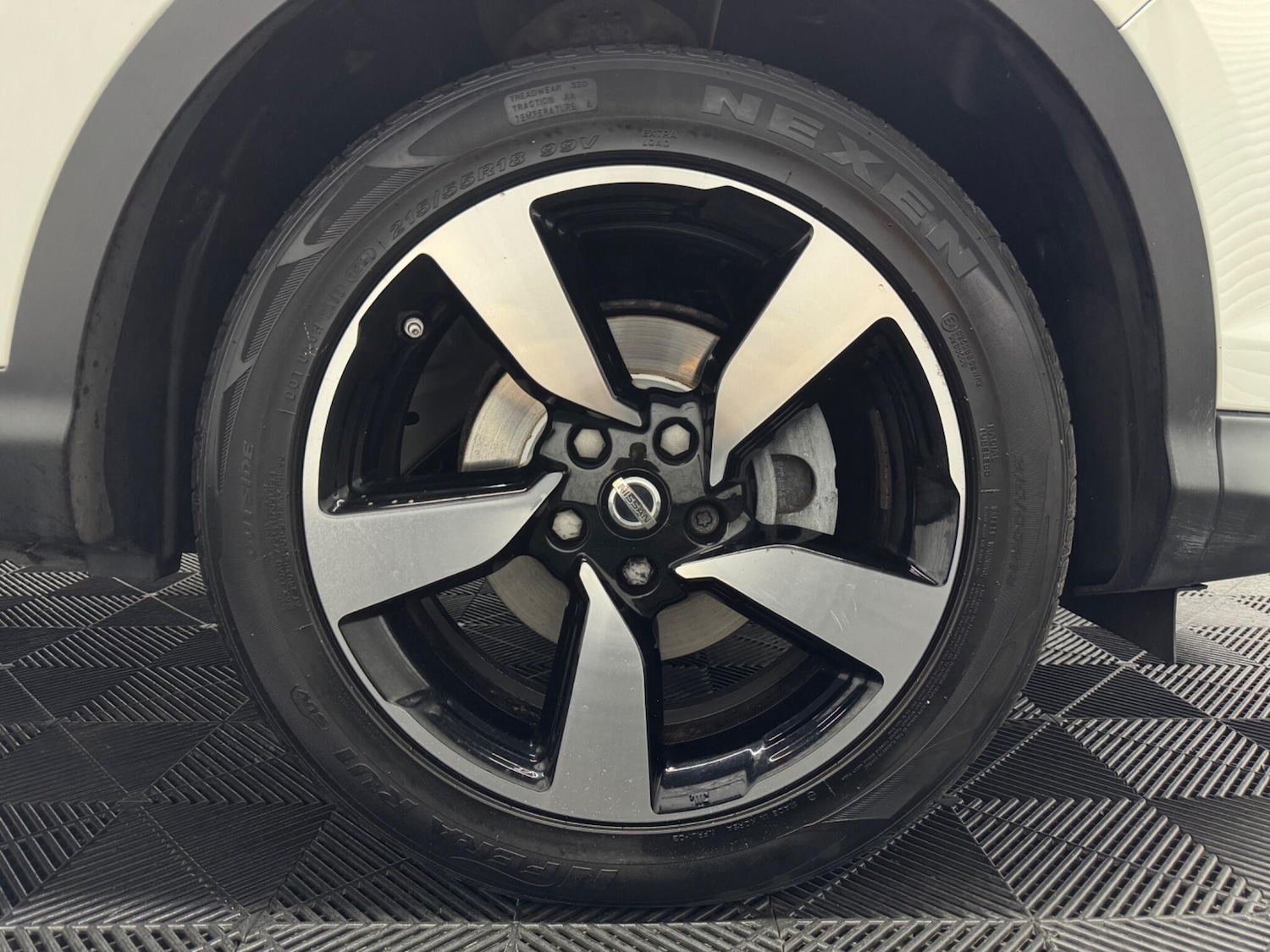 Used Nissan Qashqai for sale - 77769791: Photo 30