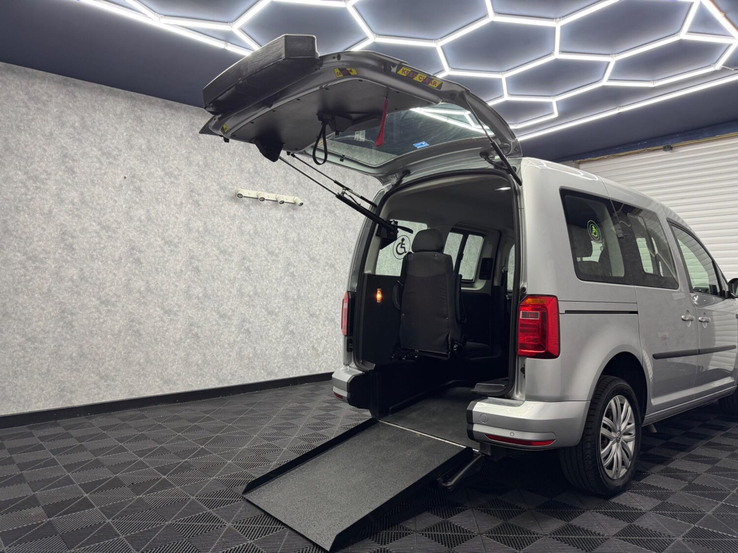 Used Volkswagen Caddy Life for sale - 78057877: Photo 24