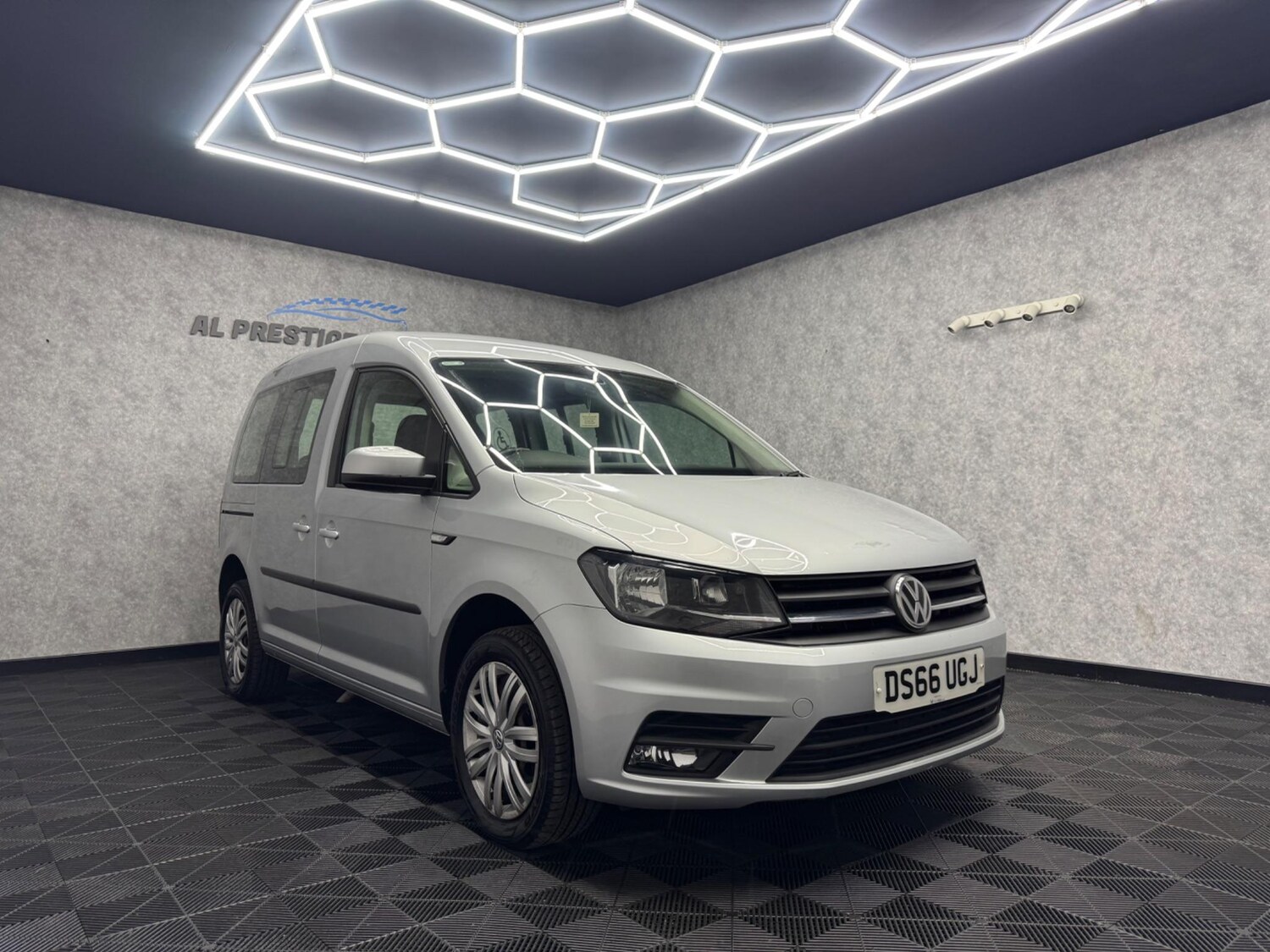 Used Volkswagen Caddy Life for sale - 78057877: Photo 25