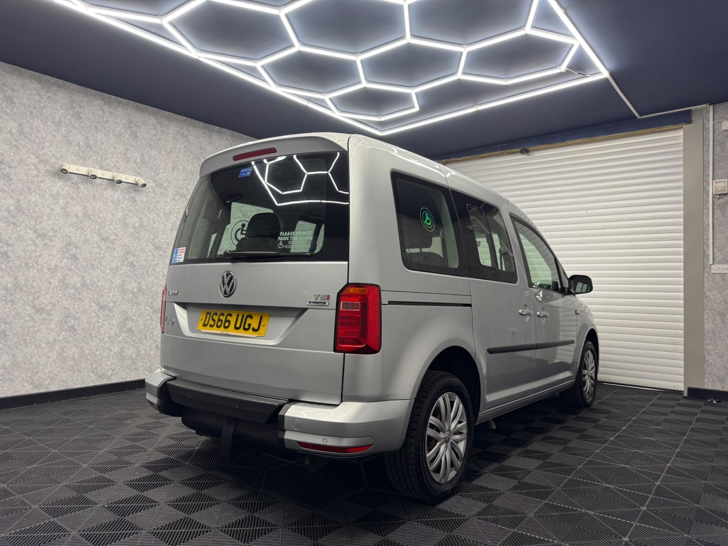 Used Volkswagen Caddy Life for sale - 78057877: Photo 4