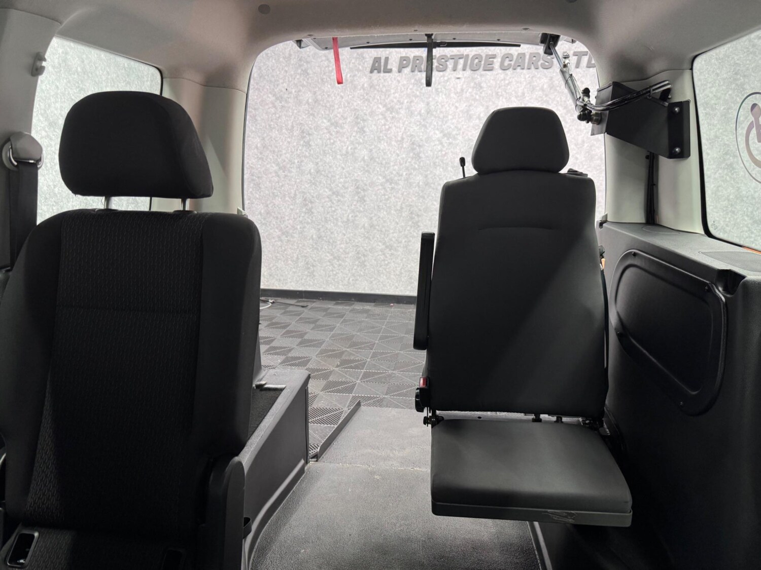 Used Volkswagen Caddy Life for sale - 78057877: Photo 7