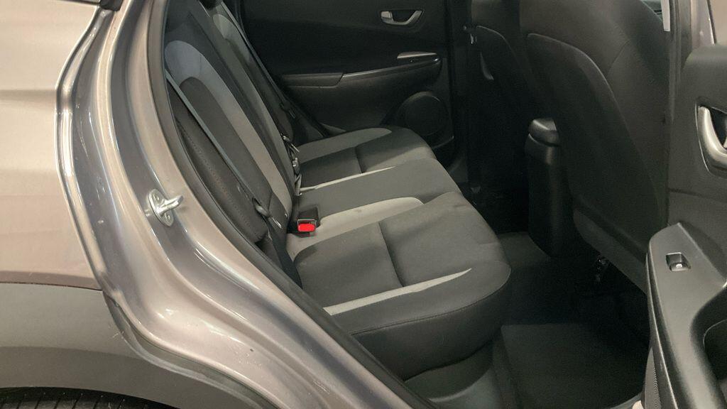 Used Hyundai KONA 2018 for sale - 77564745: Photo 5