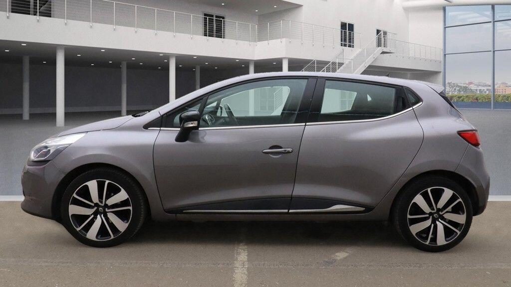 Used Renault Clio 2015 for sale - 76446832: Photo 11