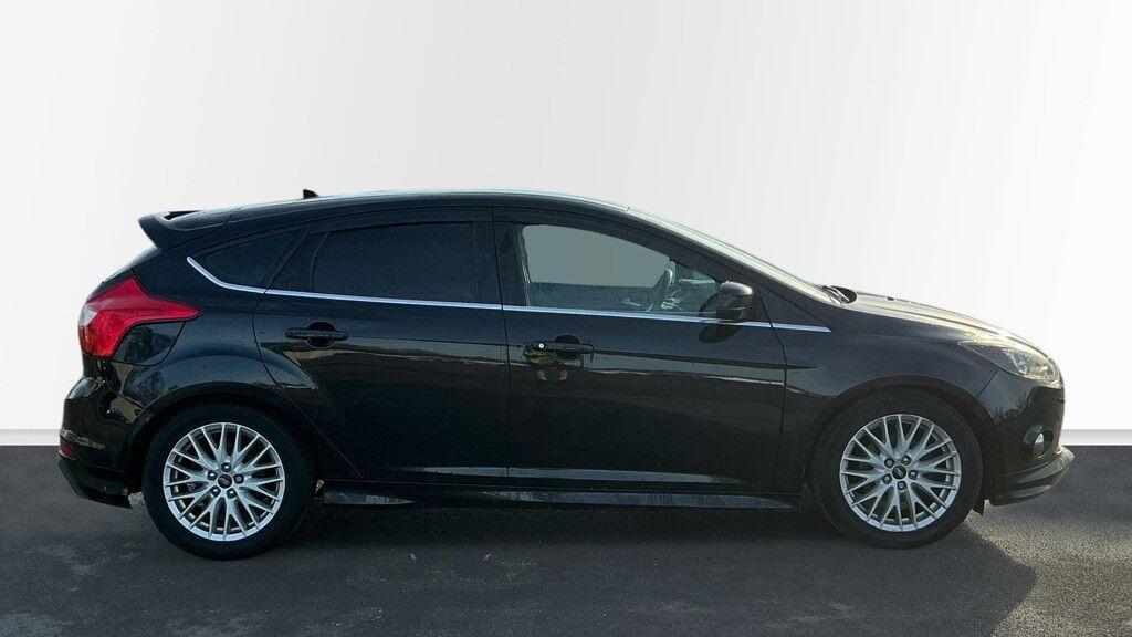 Used Ford Focus 2013 for sale - 77049659: Photo 10