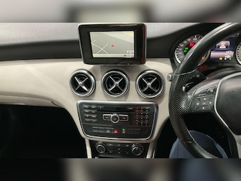 Used Mercedes-Benz A-Class 2015 for sale - 76158715: Photo
