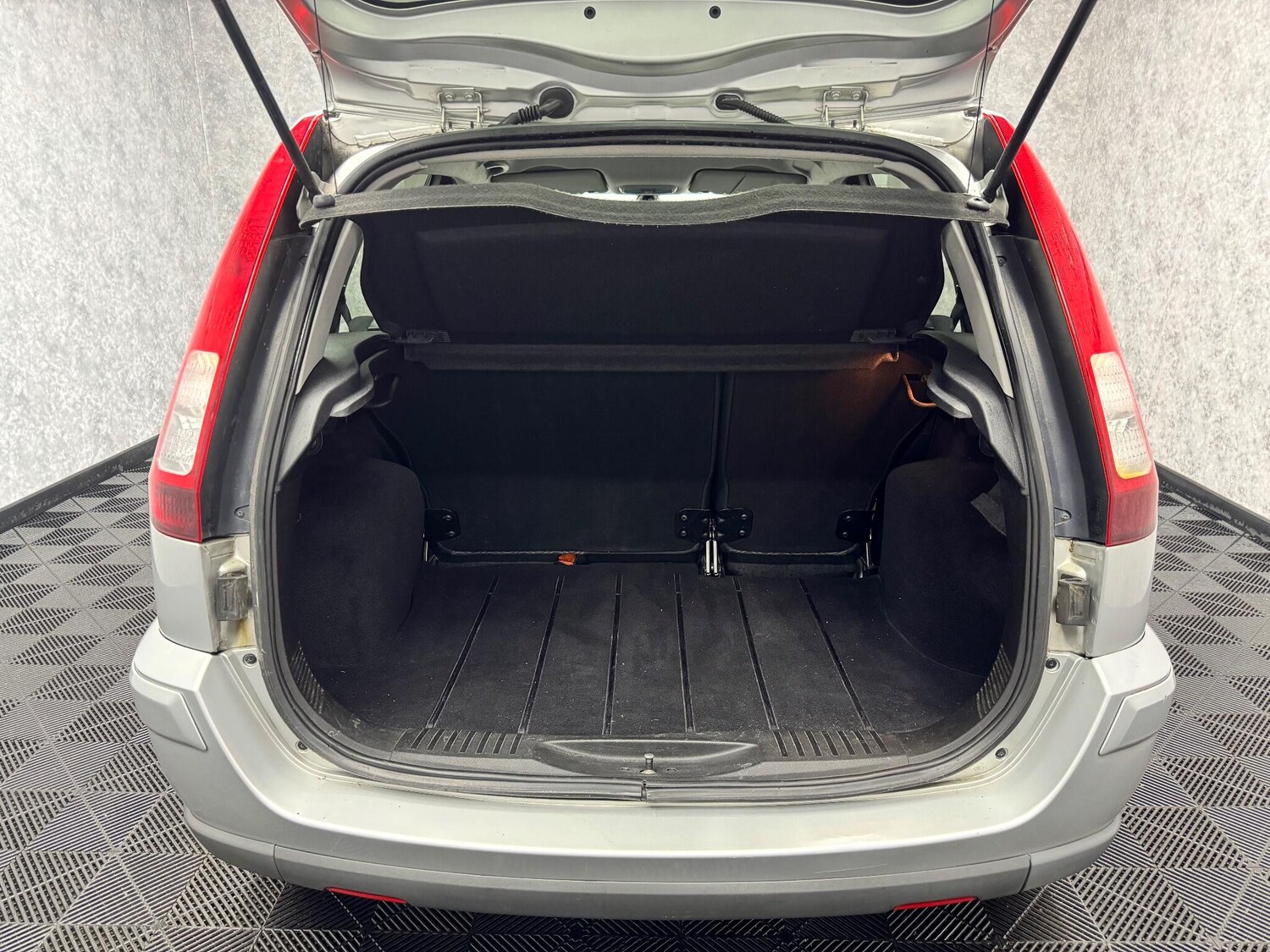 Used Ford Fusion for sale - 78057576: Photo 19