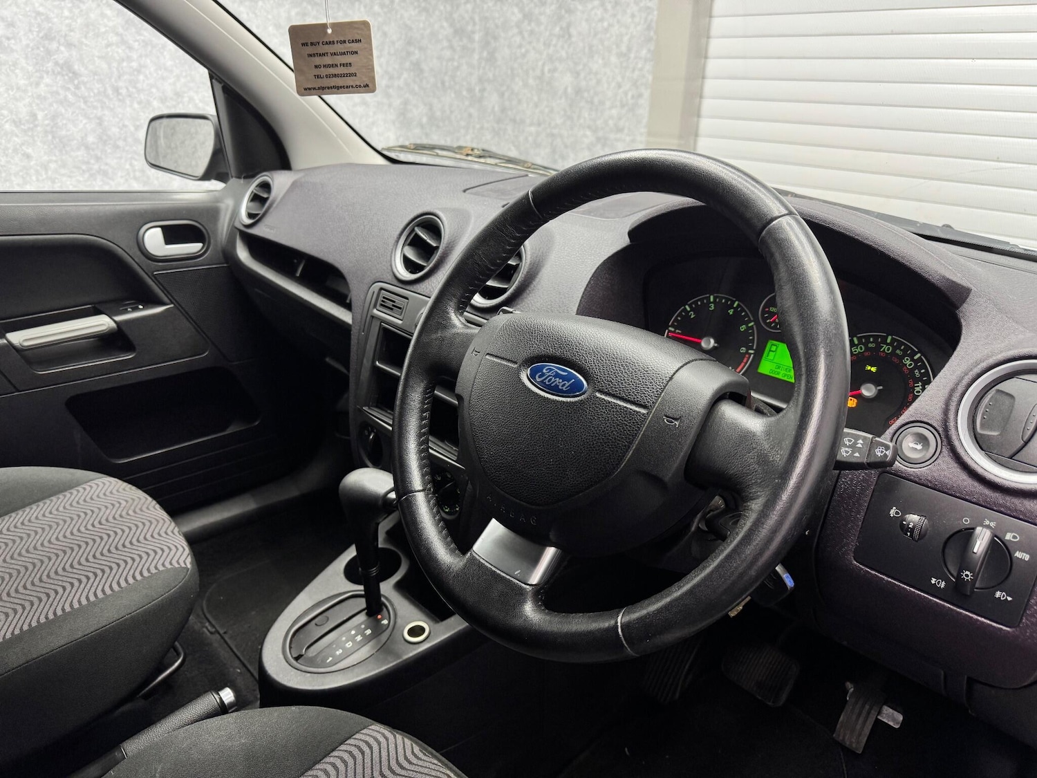 Used Ford Fusion for sale - 78057576: Photo 2