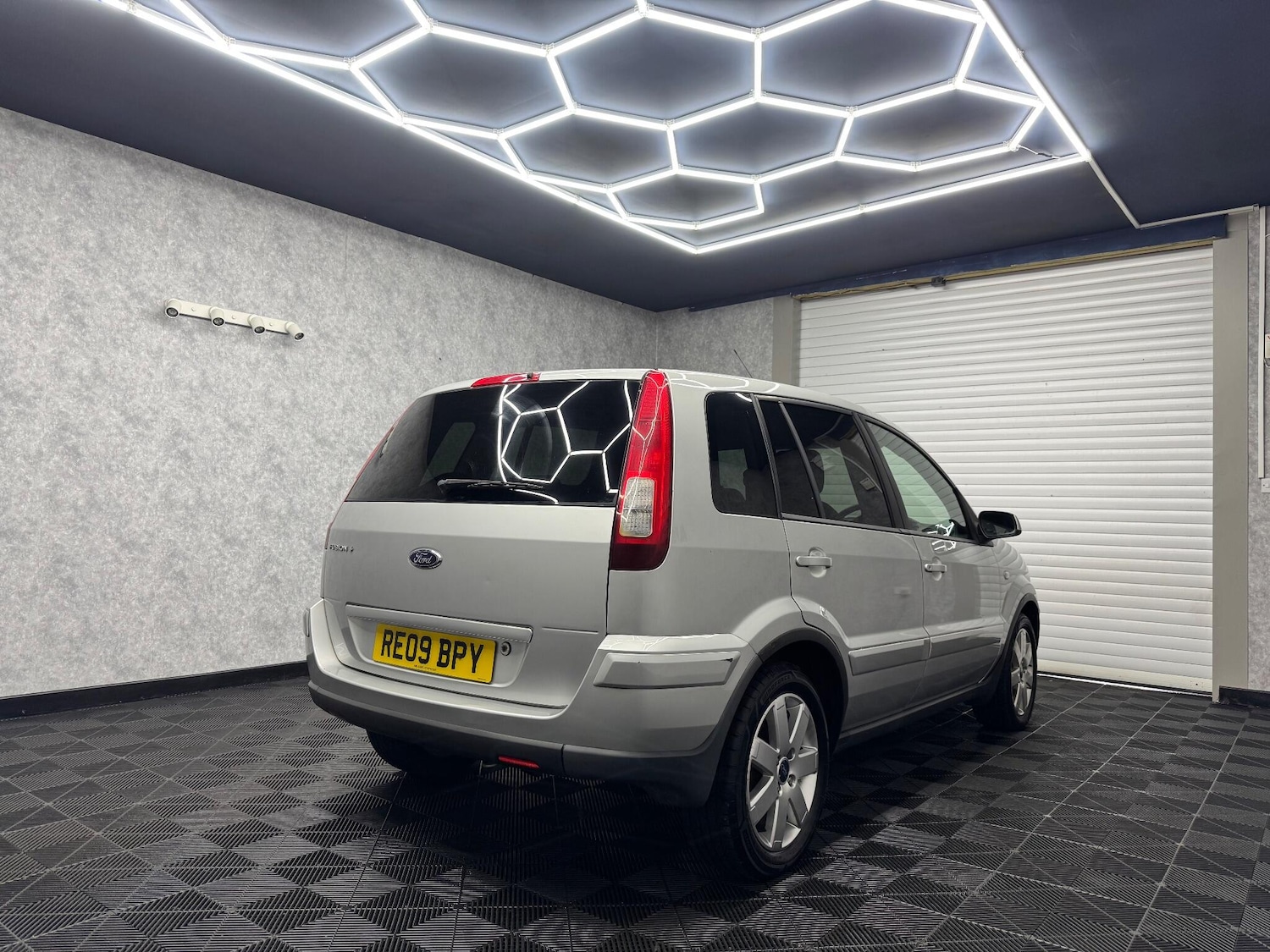 Used Ford Fusion for sale - 78057576: Photo 4