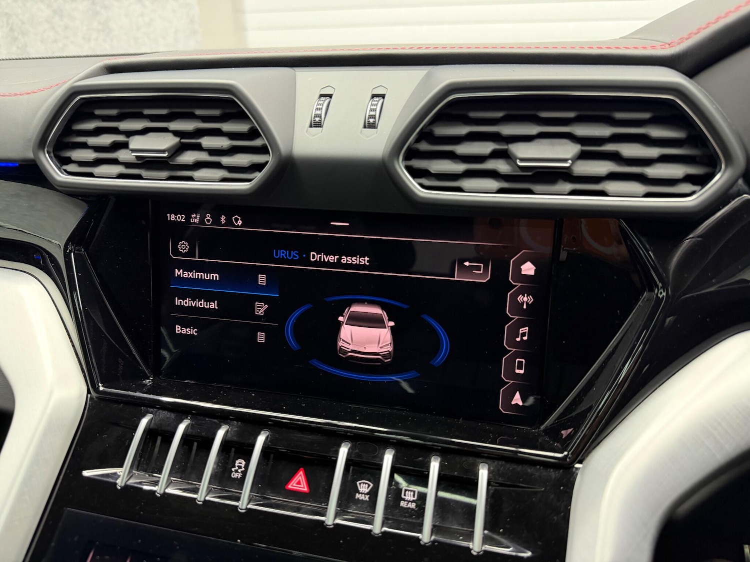 Used Lamborghini Urus 2019 for sale - 77237960: Photo 10