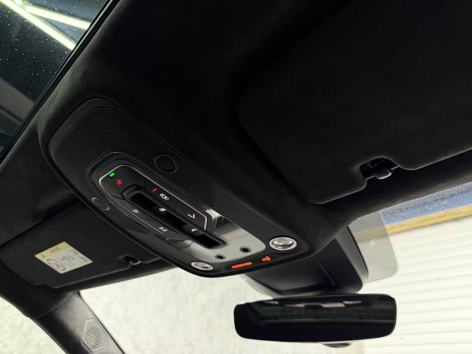 Used Lamborghini Urus 2019 for sale - 77237960: Photo 26