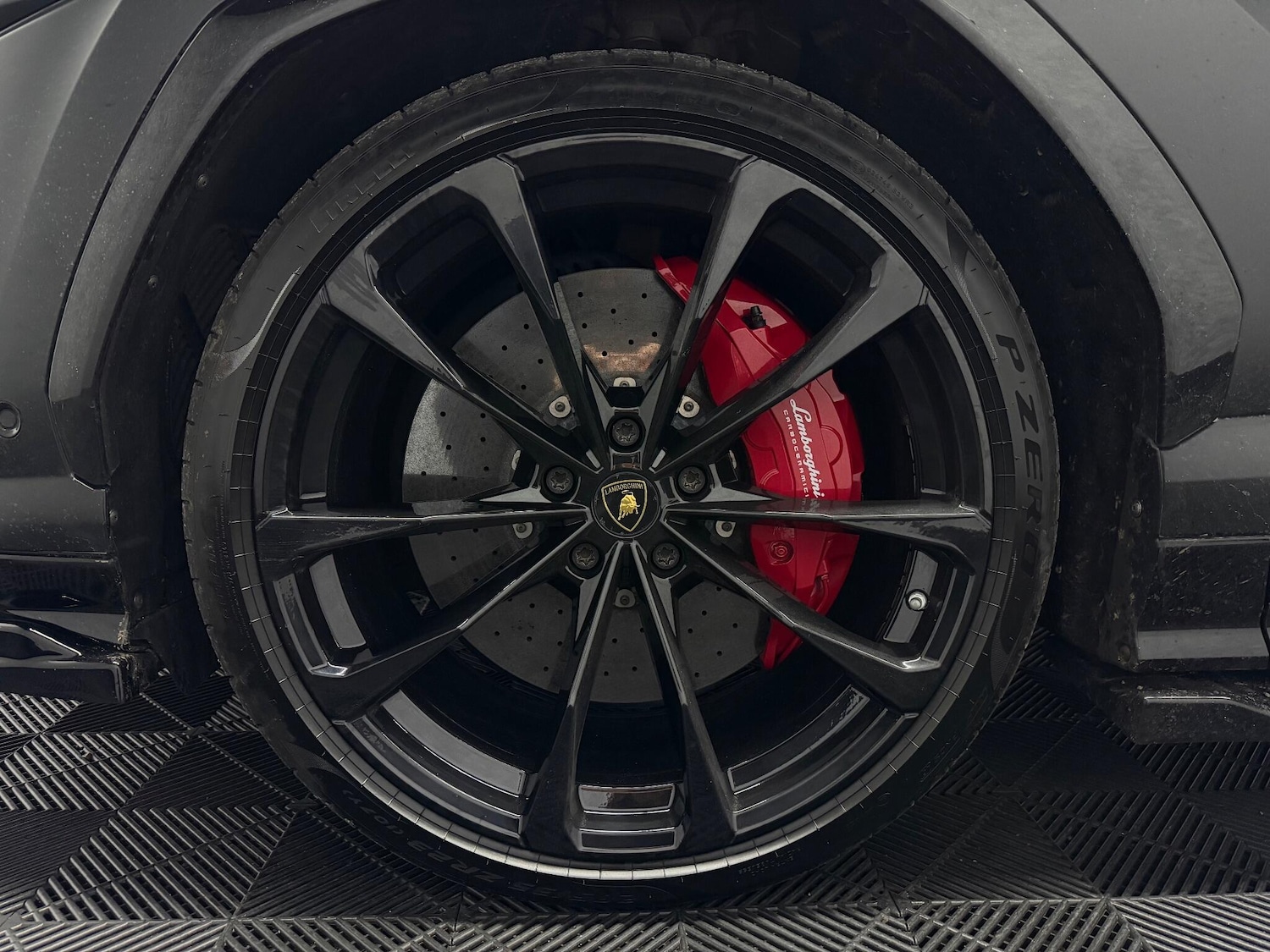 Used Lamborghini Urus 2019 for sale - 77237960: Photo 33