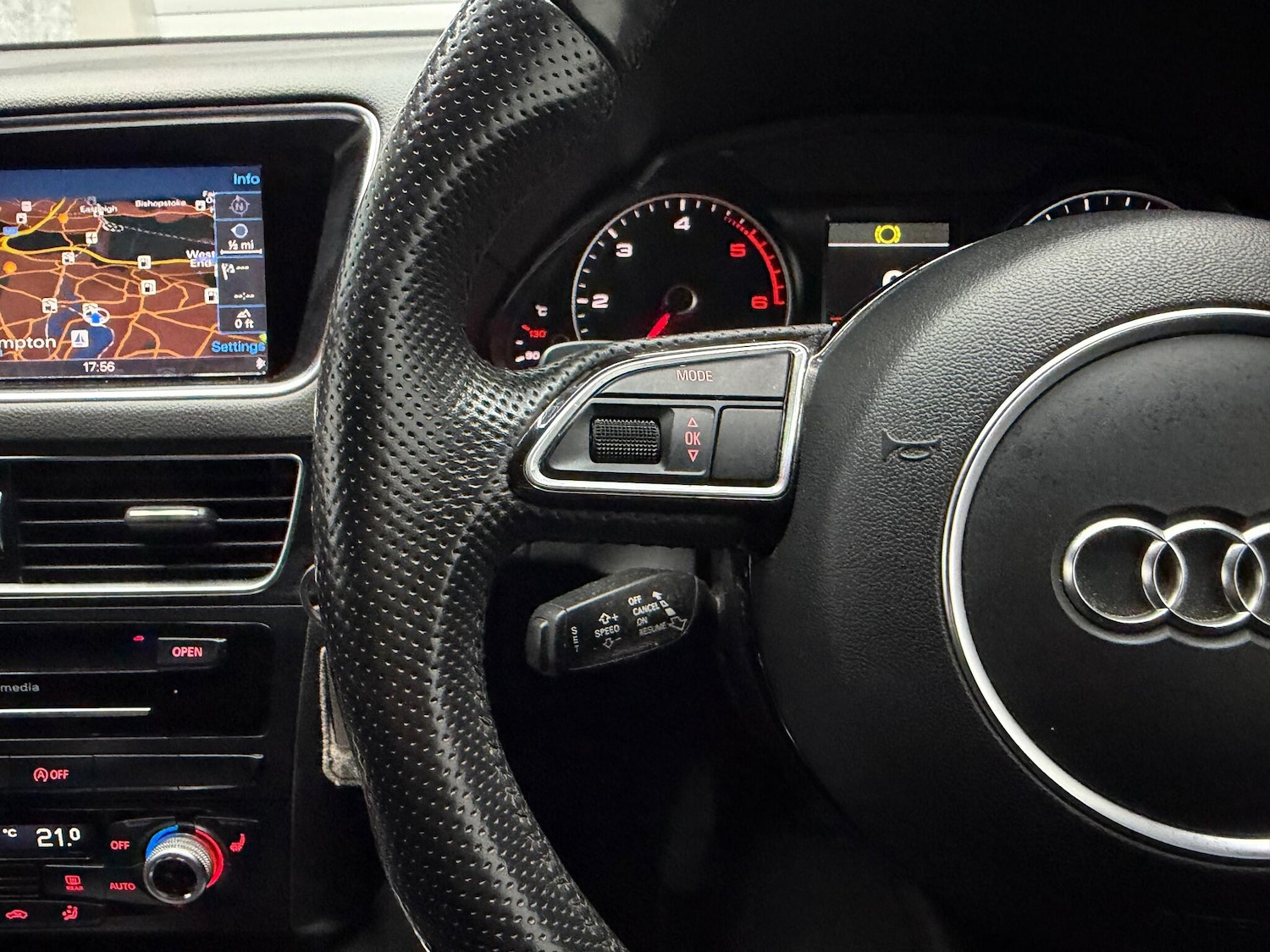 Used Audi Q5 2016 for sale - 77320385: Photo 29