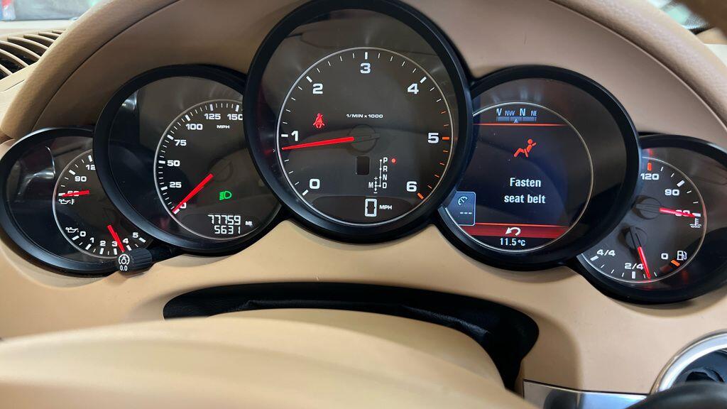 Used Porsche Cayenne for sale - 77425722: Photo 4