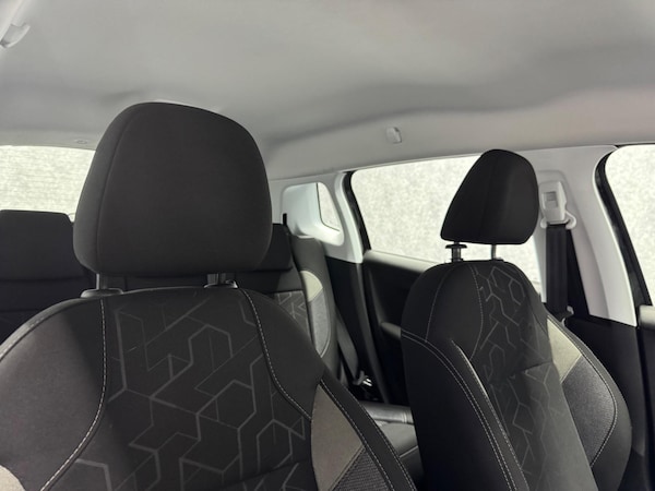 Used Peugeot 2008 2019 for sale - 74837807: Photo 7