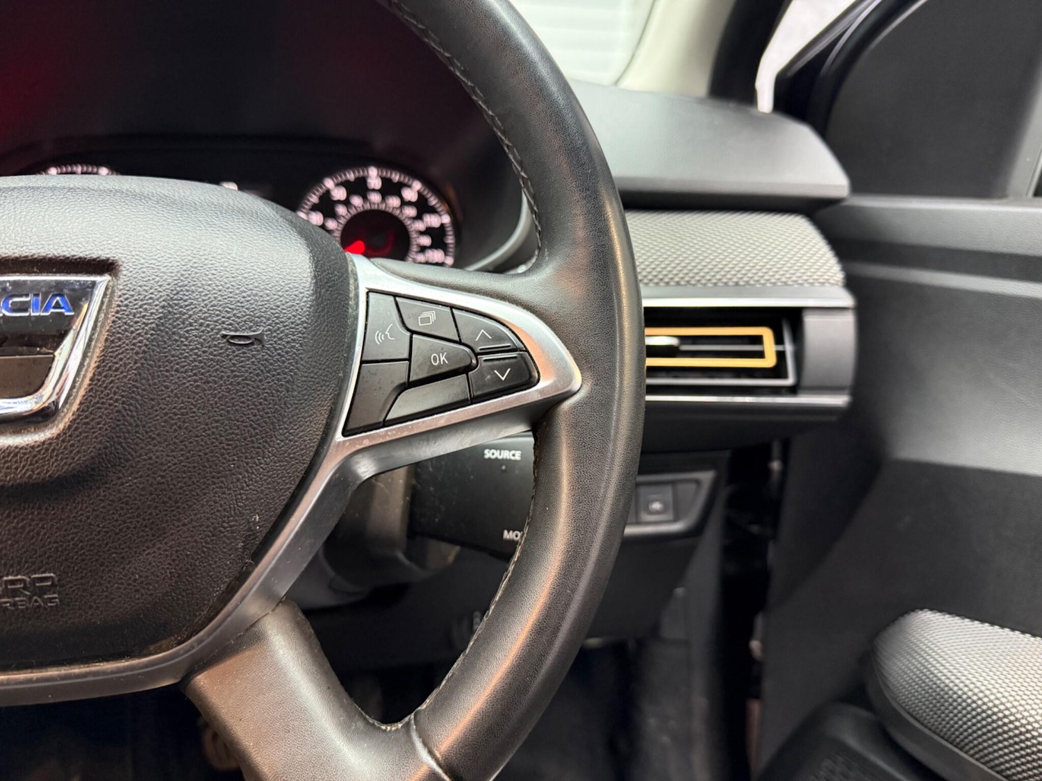 Used Dacia Sandero Stepway for sale - 78141567: Photo 11