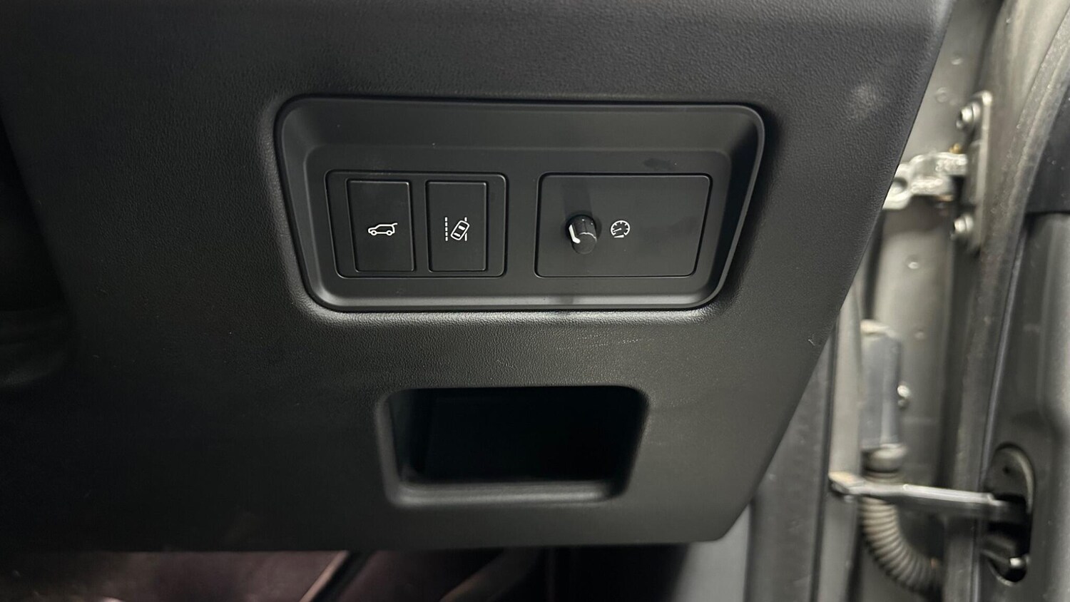 Used Land Rover Discovery 2017 for sale - 78058443: Photo 33