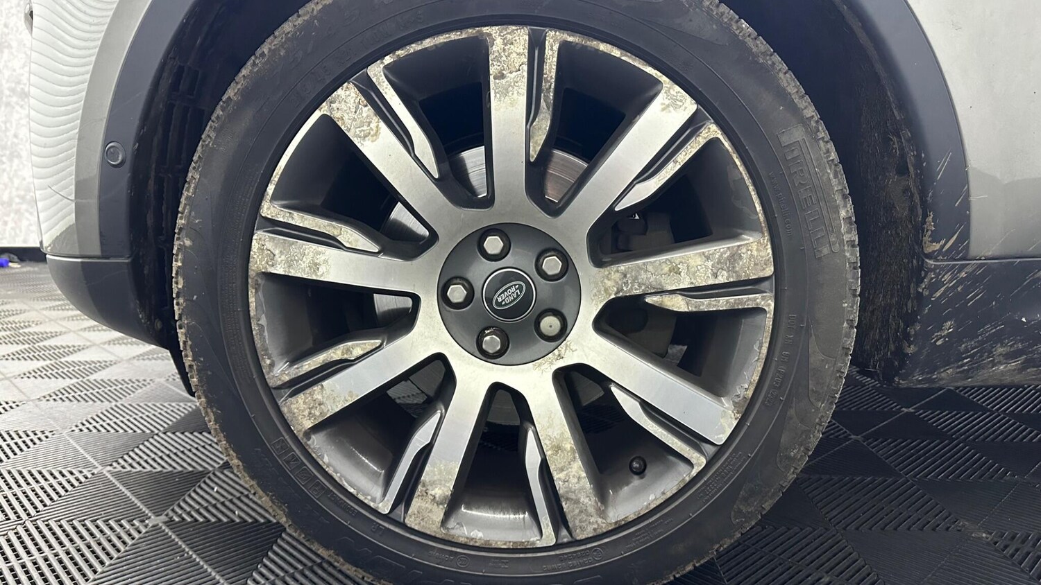 Used Land Rover Discovery 2017 for sale - 78058443: Photo 43