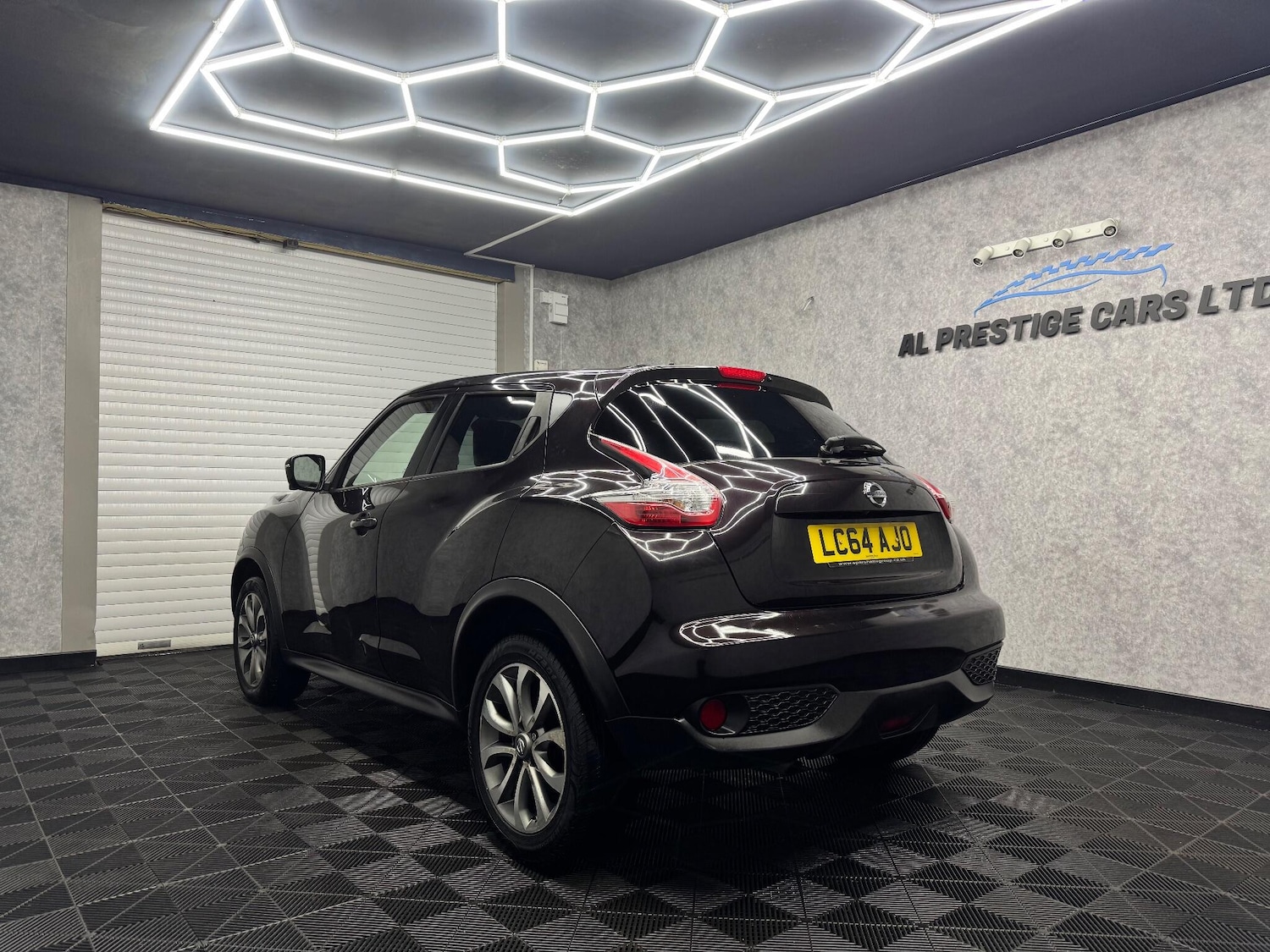 Used Nissan Juke 2015 for sale - 76742851: Photo 4