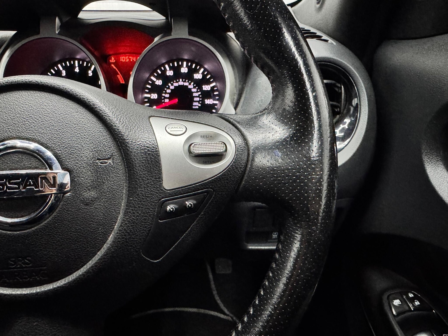 Used Nissan Juke 2015 for sale - 76742851: Photo 9