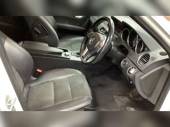 Used Mercedes-Benz C Class 2014 for sale - 77315415: Photo