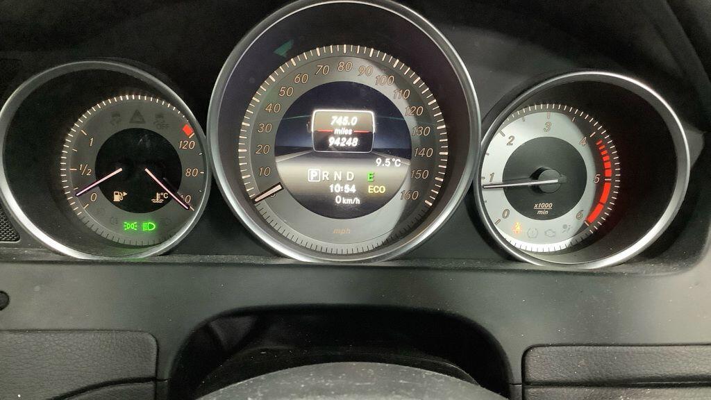 Used Mercedes-Benz C Class 2014 for sale - 77315415: Photo 5